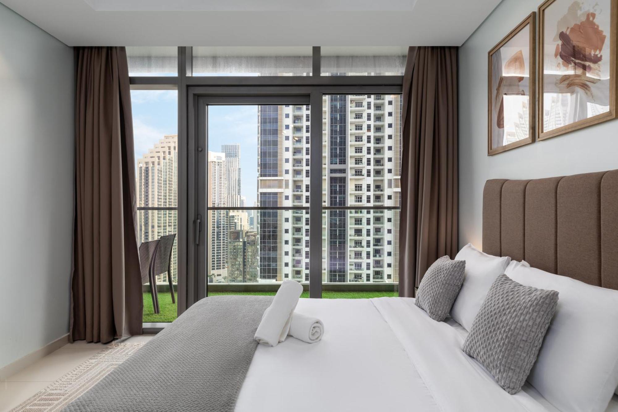 Burj Khalifa Views 2Br With Infinity Pool Downtown Appartement Dubai Buitenkant foto