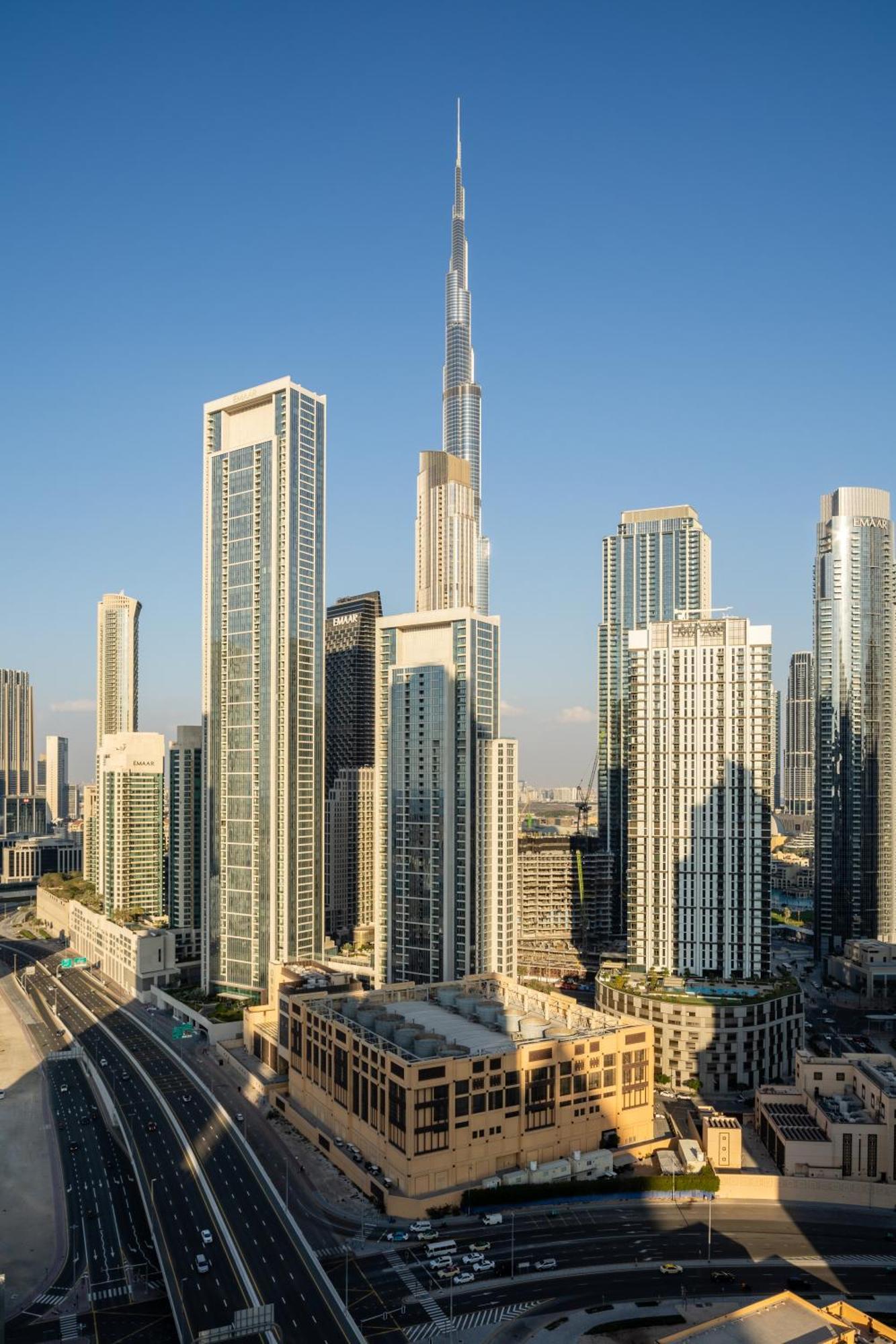 Burj Khalifa Views 2Br With Infinity Pool Downtown Appartement Dubai Buitenkant foto