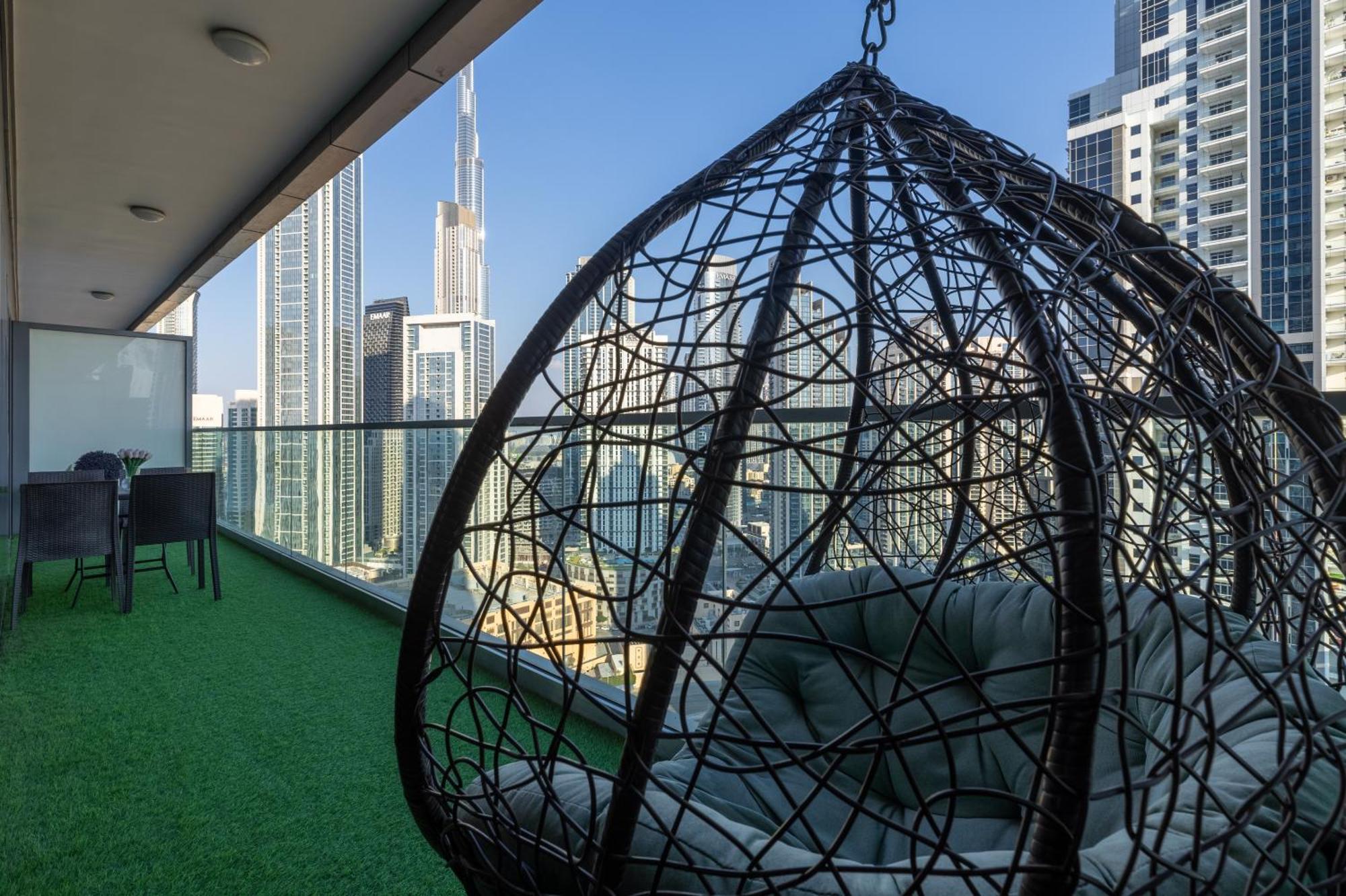 Burj Khalifa Views 2Br With Infinity Pool Downtown Appartement Dubai Buitenkant foto